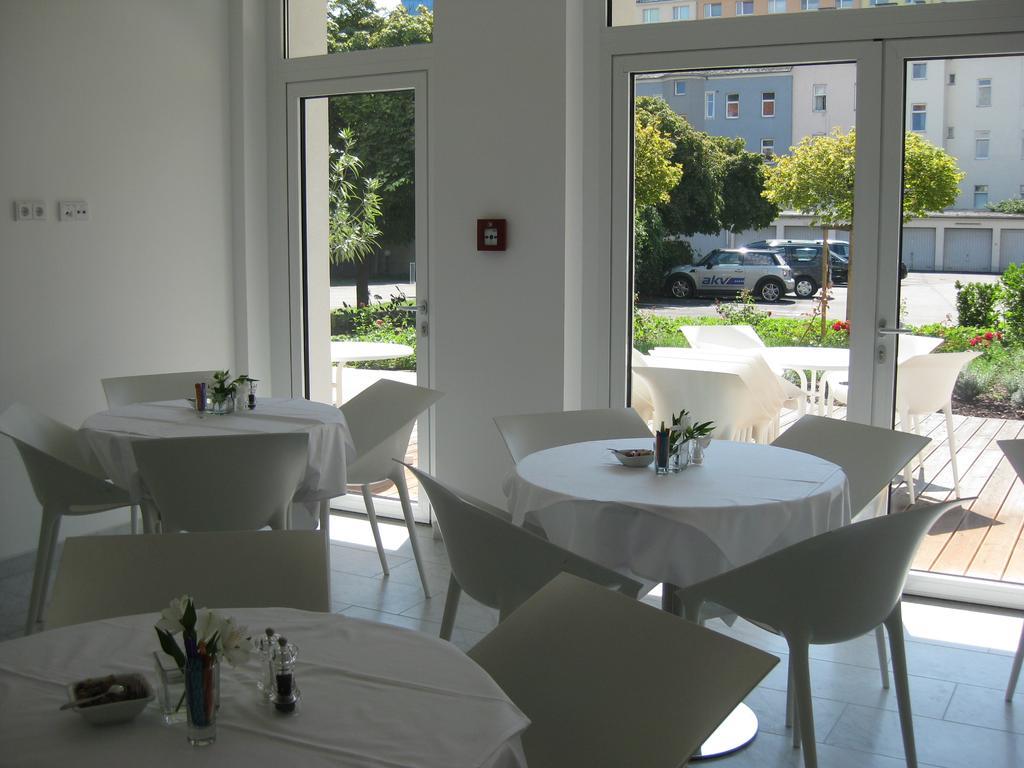 City Hotel Λιντς Εξωτερικό φωτογραφία