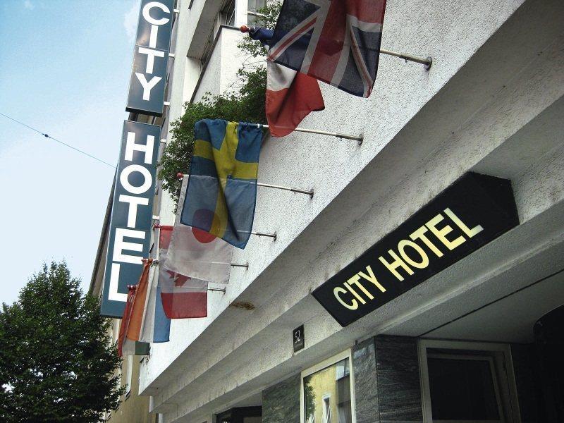 City Hotel Λιντς Εξωτερικό φωτογραφία