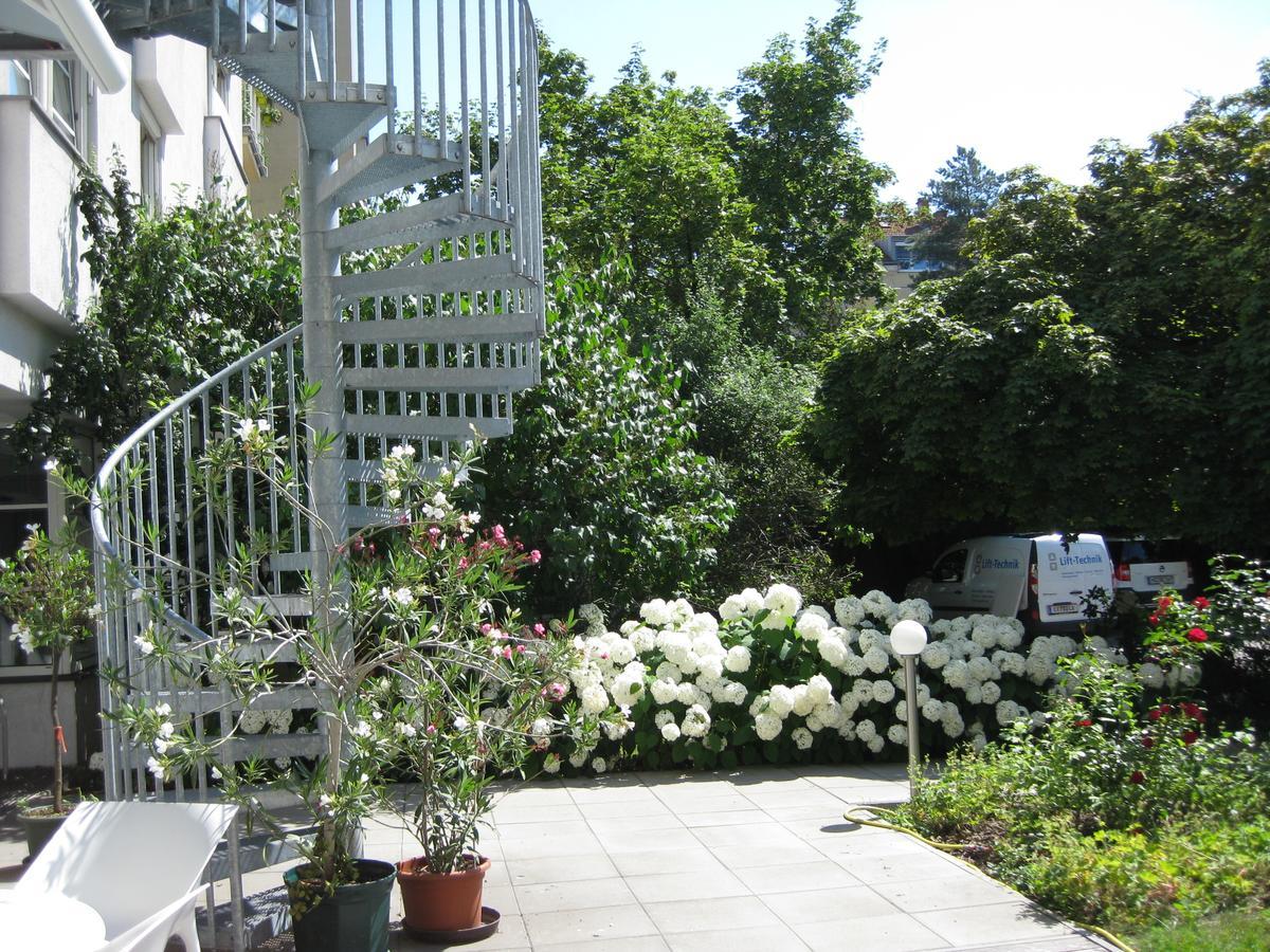City Hotel Λιντς Εξωτερικό φωτογραφία