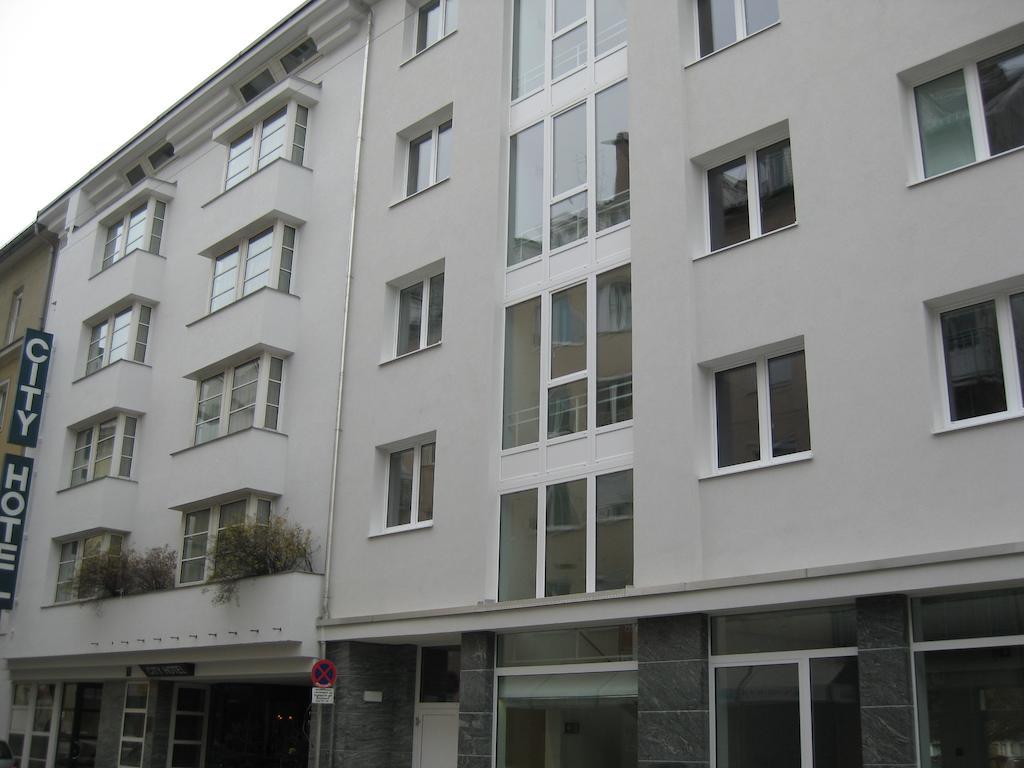 City Hotel Λιντς Εξωτερικό φωτογραφία